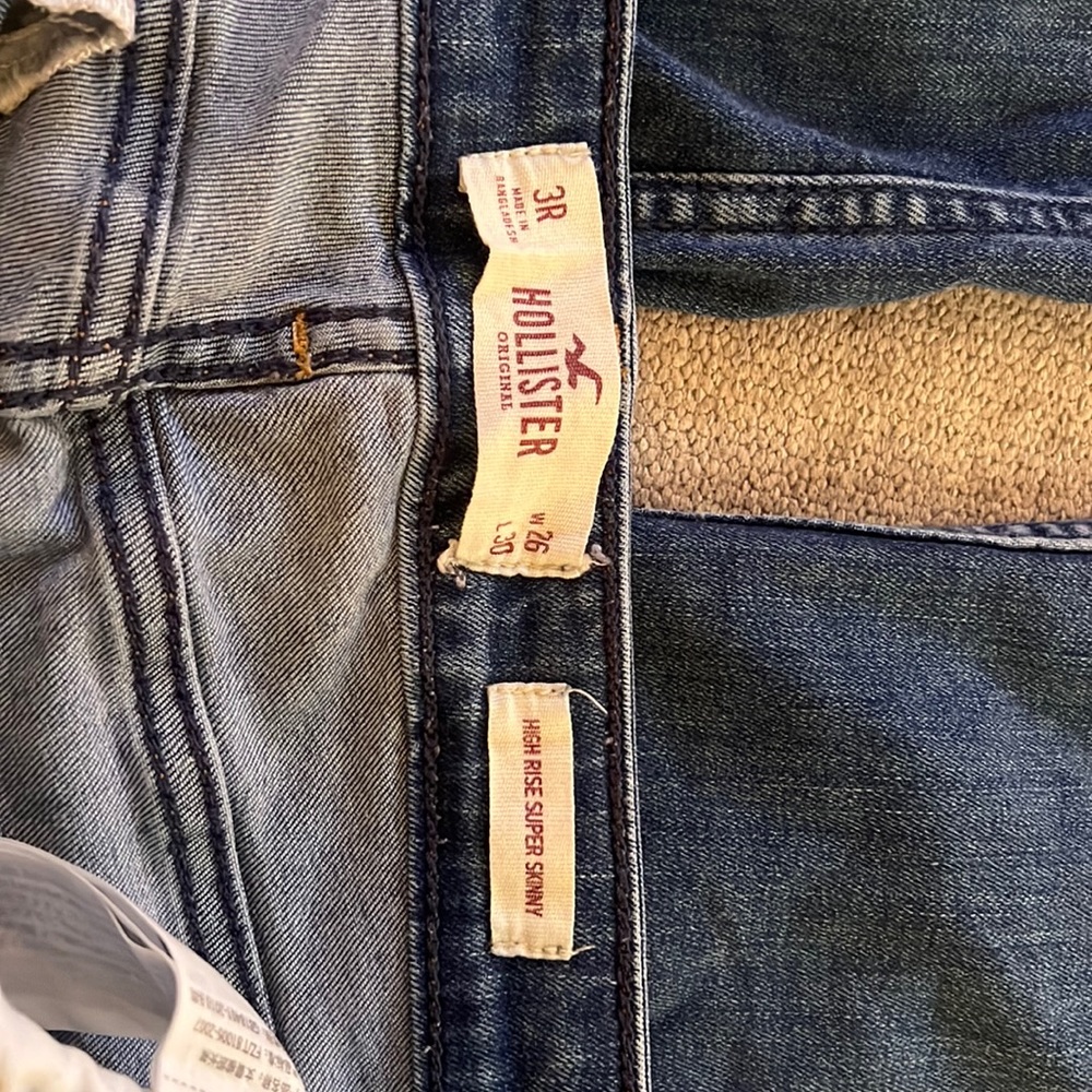 Hollister High Rise Super Skinny jeans size 3R